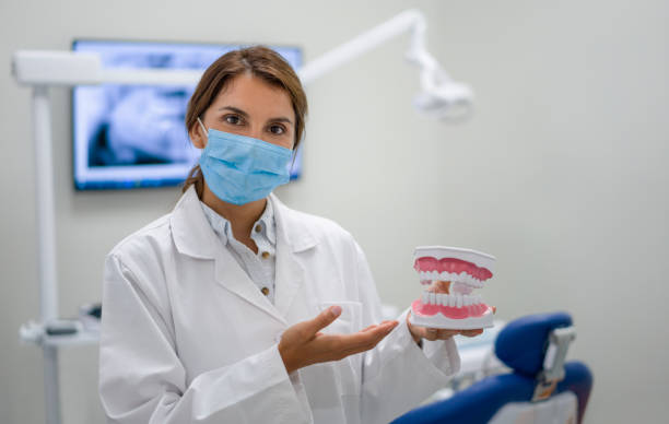 Best Emergency Cosmetic Dentistry (e.g., broken veneers) in Hallettsville, TX
